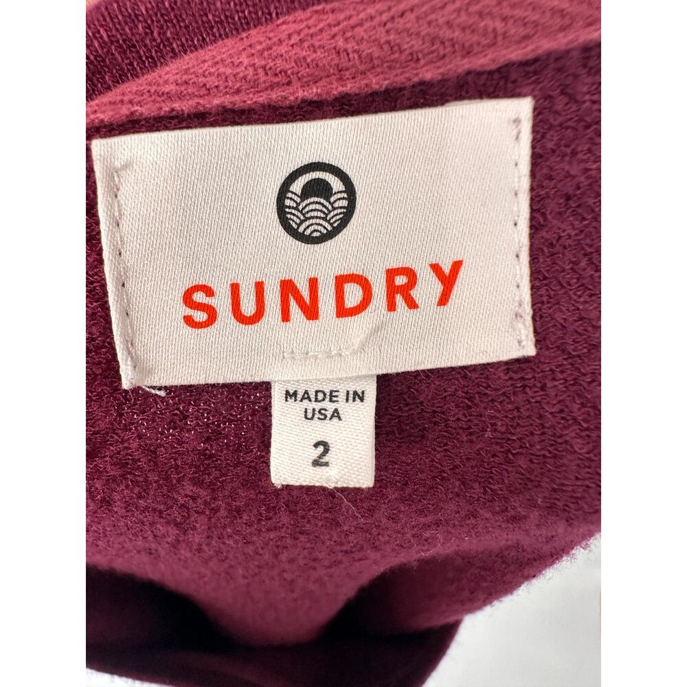 SUNDRY Evereve Varsity Star Pullover Crewneck Sweatshirt in Burgundy // M - Picture 8 of 9